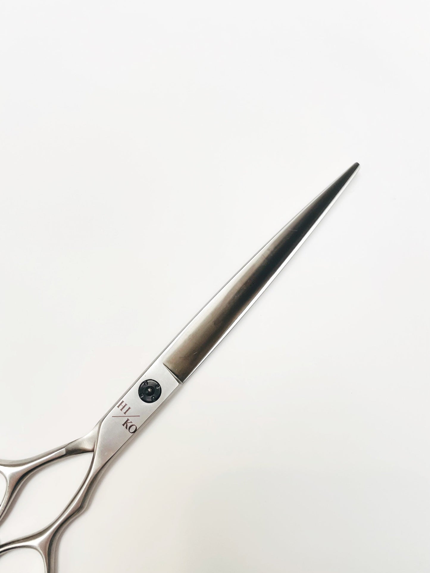 Hiko 7.5" Straight ✦